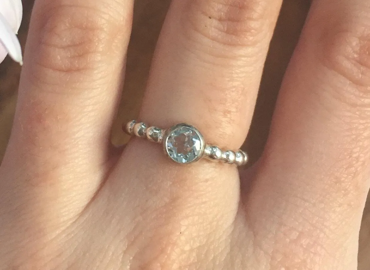 Dainty Blue Topaz Ring - Blue Topaz Solitaire Ring - Silver Bubble Band
