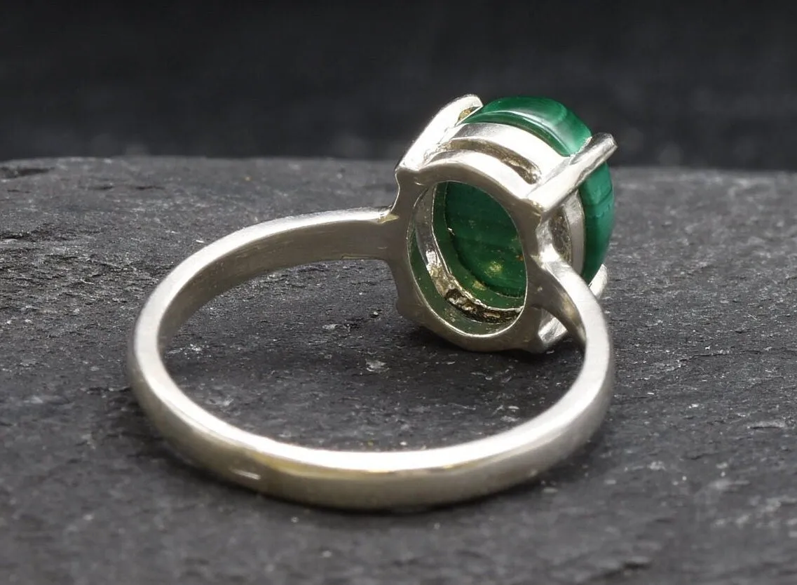 Malachite Ring - Green Oval Ring - Natural Vintage Ring