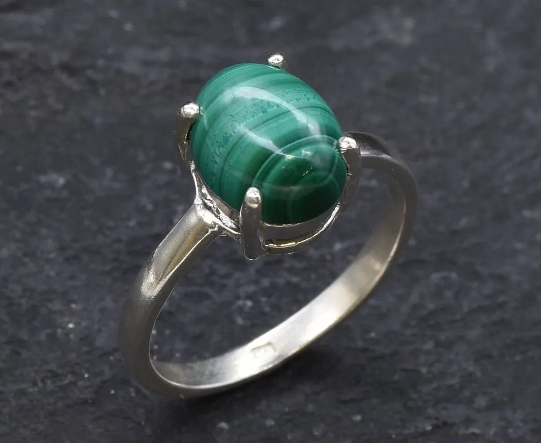 Malachite Ring - Green Oval Ring - Natural Vintage Ring