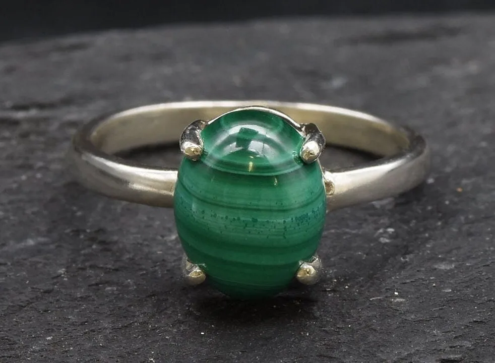 Malachite Ring - Green Oval Ring - Natural Vintage Ring