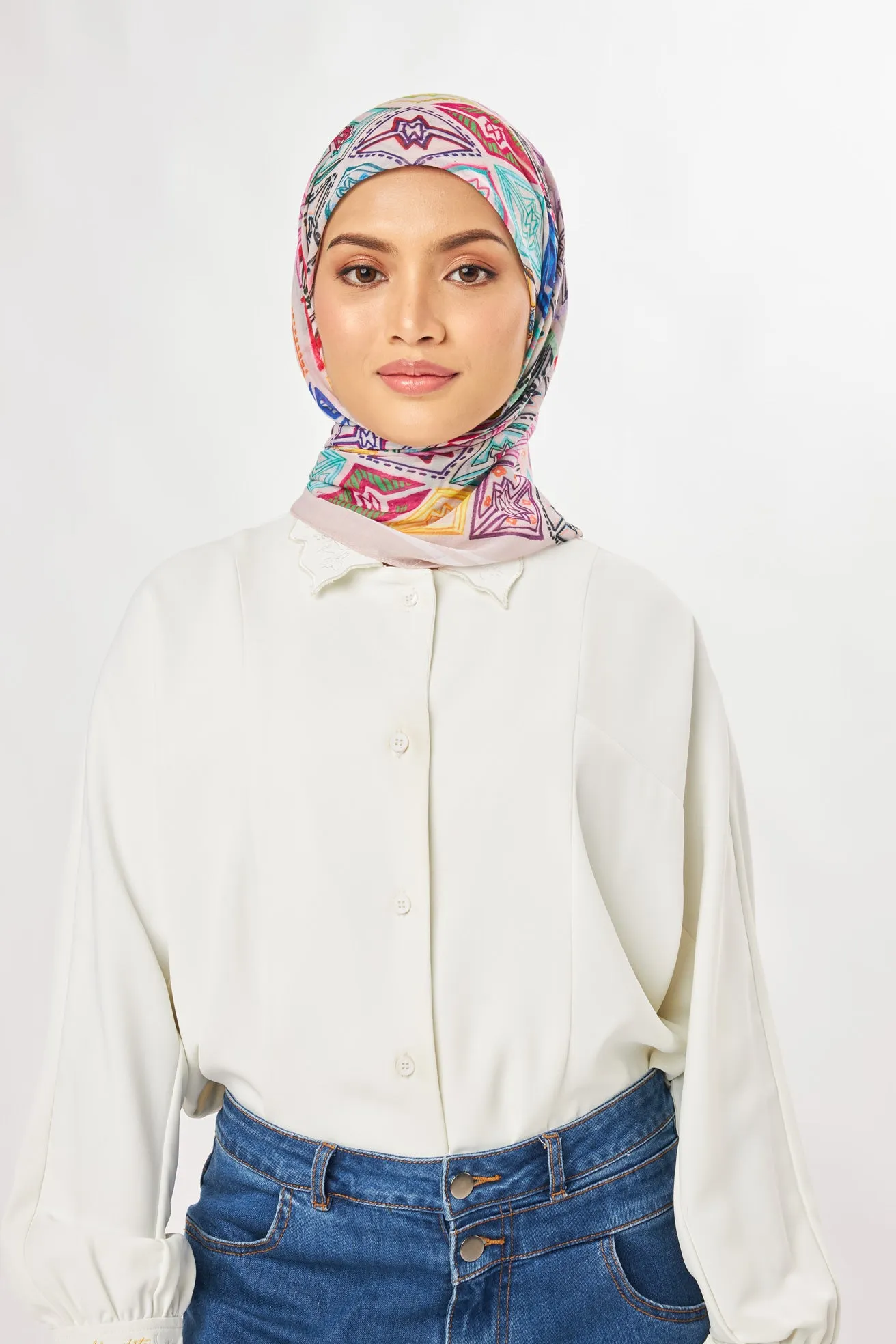 Marny Square Scarf - Colourful White