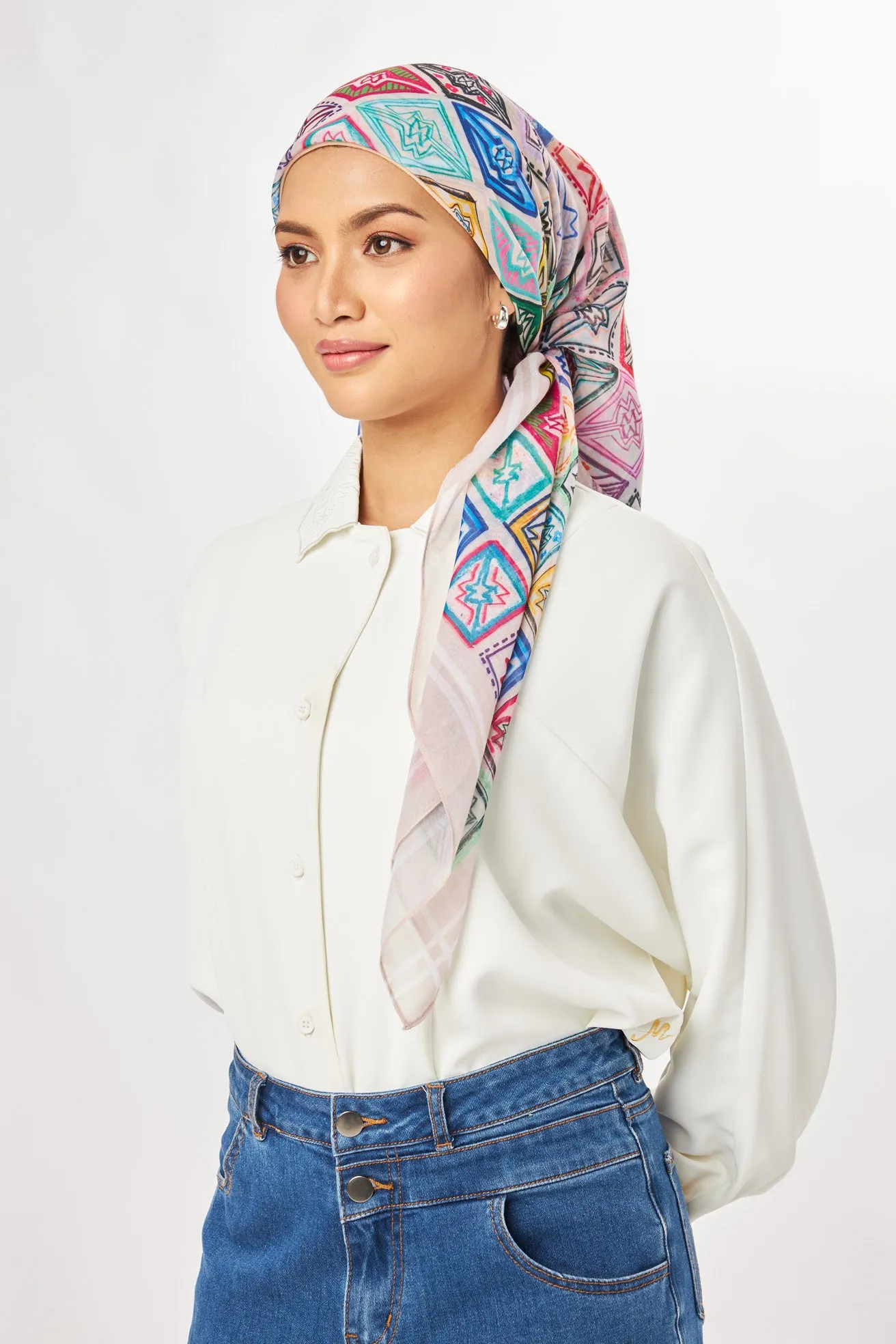 Marny Square Scarf - Colourful White
