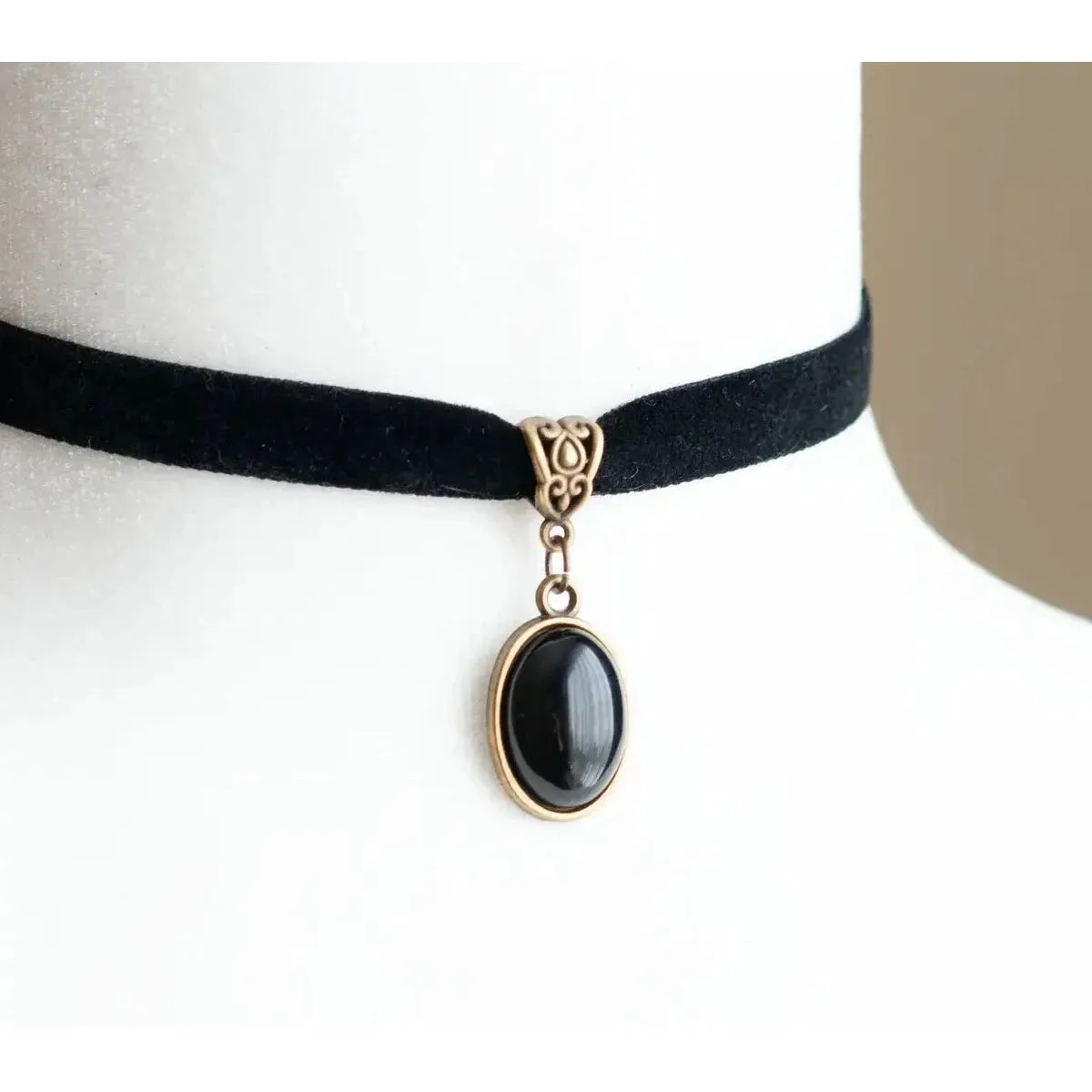 Victorian Black Velvet Choker with Agate Gemstone Pendant